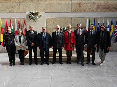 74064Db8 9Acf 488F 8E90 17B737cd6977